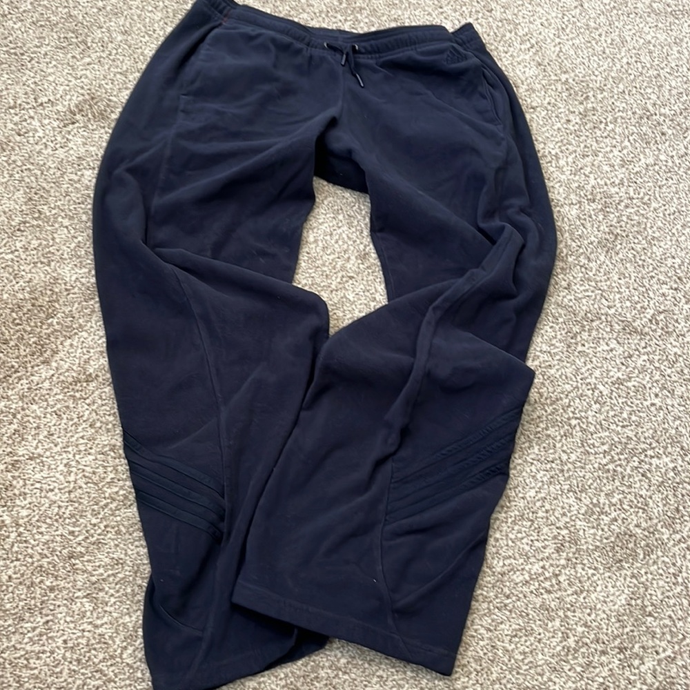 Navy fleece sweatpants